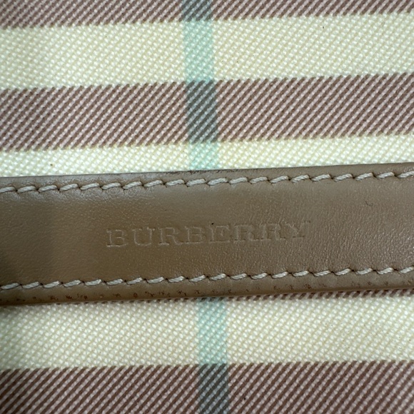 Burberry London-Nova Check Pattern Compact Wallet - Picture 10 of 13